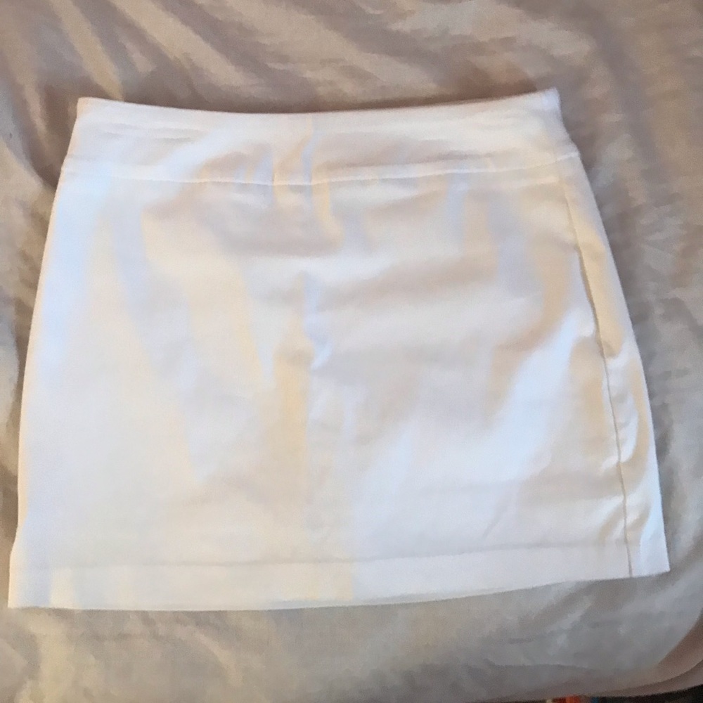 Versona white mini skirt. Never worn.